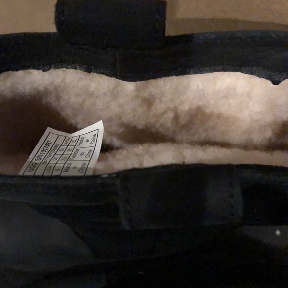 Ugg W Bruckner 5 - Picture 4 of 8